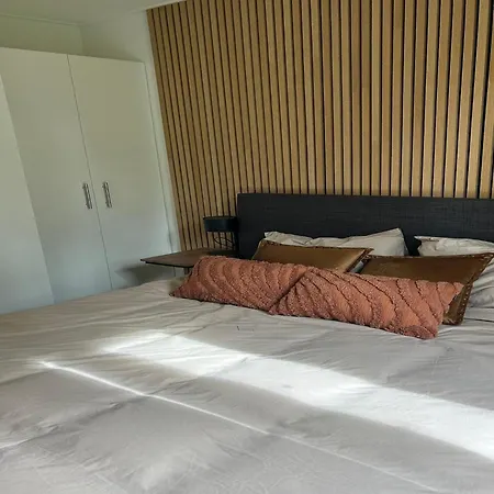 Holiday home Forest Luxury Retreat In *